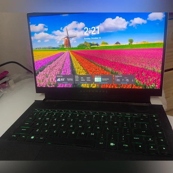 Alienware x14 Gaming Laptop - Picture 3 of 3